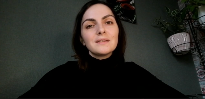 Гуление, комплекс оживления, зрительный контакт и взаимное подражание — что же происходит с ребенком на третьем месяце жизни?