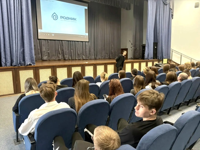 Идем в поля к студентам, чтобы рассказать о важности их профессии