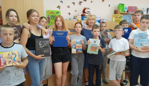 В библиотеке "ОРЦ "Родник" прошёл тематический час, посвященный дню города "Люблю тебя, моя Тюмень!»