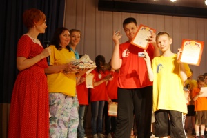 ПОДОШЛА К КОНЦУ ПЕРВАЯ ЛЕТНЯЯ СМЕНА В Роднике»
                                     title=