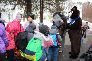 ЁЖИК ВСТРЕТИЛ ШКОЛЬНИКОВ В Роднике»
                                     title=