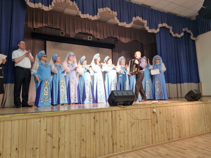 Традиционный фестиваль самодеятельного творчества инвалидов по зрению «Салют Победы» прошел в областном реабилитационном центре для детей и подростков с ограниченными возможностями «Родник»