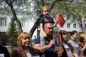 Бессмертный полк прошел в «Роднике»