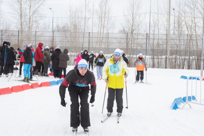 Приветствуем наших спортсменок на 44-ой «Лыжне России»!