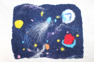 Юные мастера победили в конкурсе рисунка и прикладного творчества  "Мы знаем, что там - в космосе!"