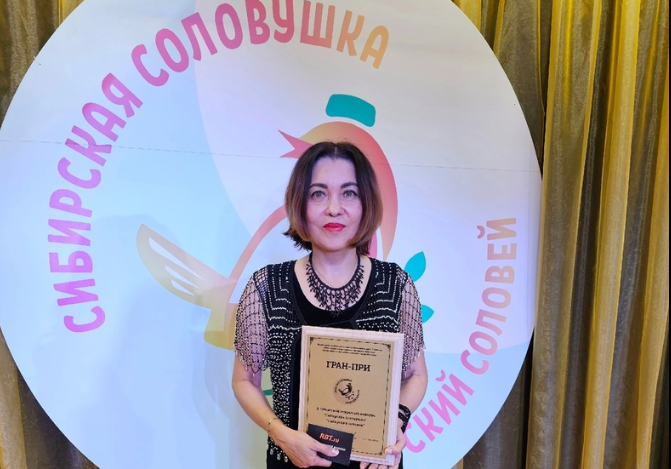 В «Роднике» трудится «Сибирская соловушка», победитель X Областного вокального конкурса, наш психолог Чулпан Халидуллина 