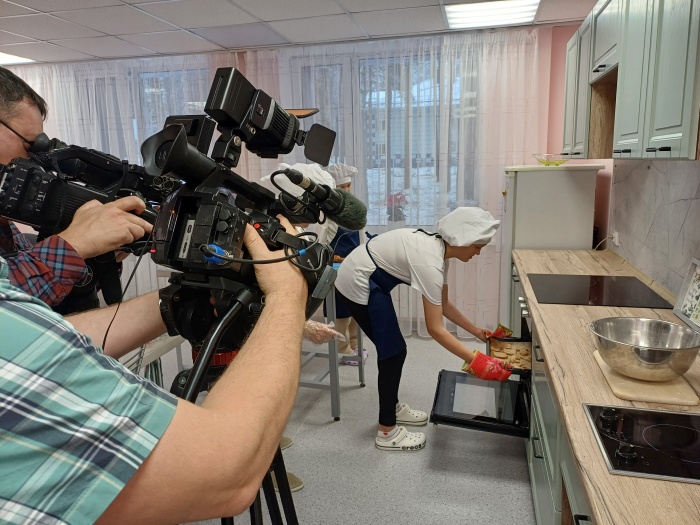 Корреспондент регионального информационного издания «Тюменская область сегодня» Ирина Тунгусова побывала на открытии новой специализированной кухни 