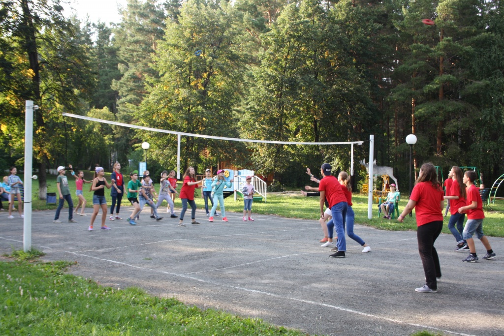 Спортивные игры на улице.JPG